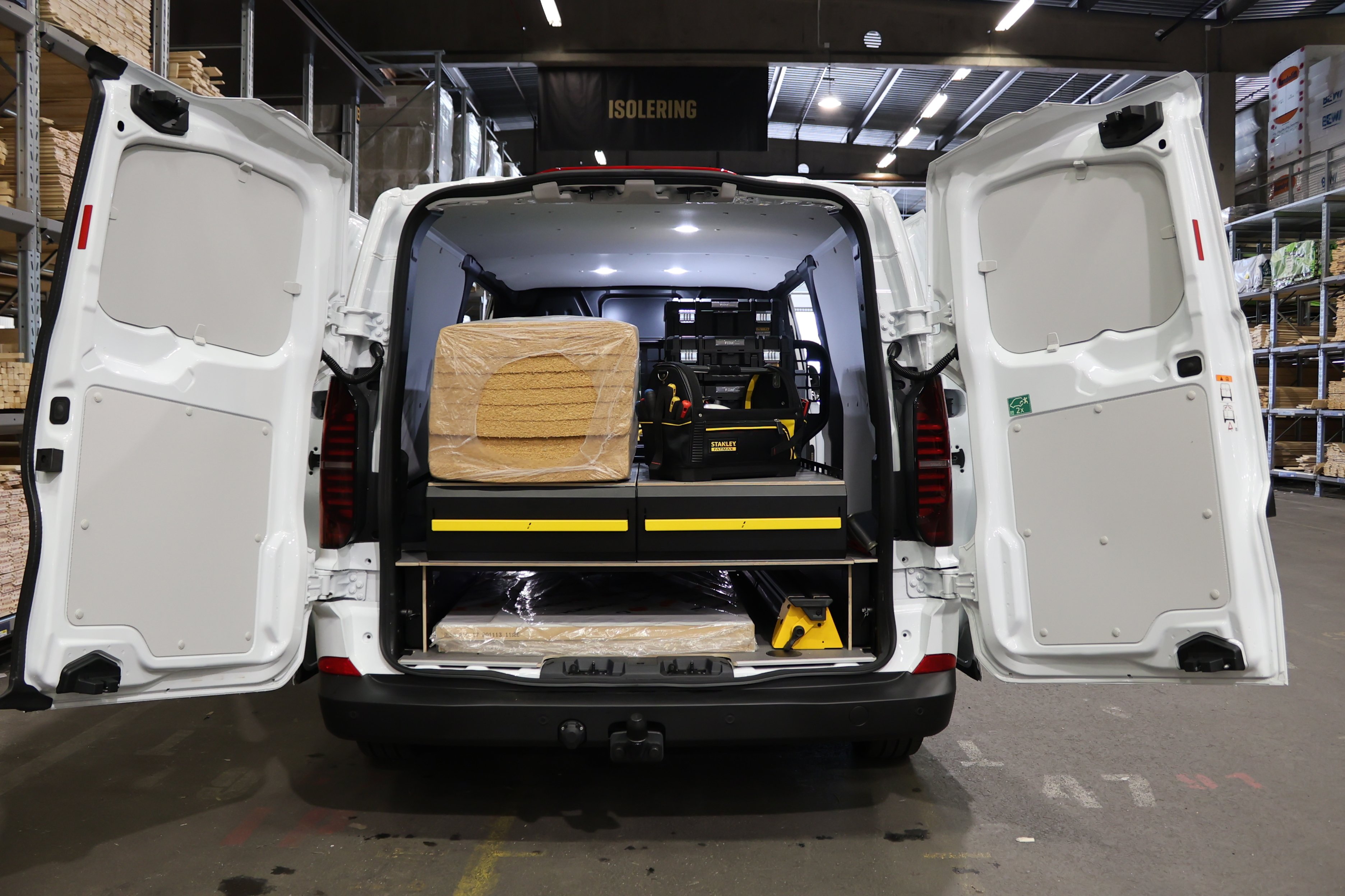 15029429_Loyds_RIG_2_Prototyp_Volkswagen_Transporter_Sverige_2026_1772